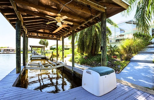 Palm Harbor Condo | Dock Holliday