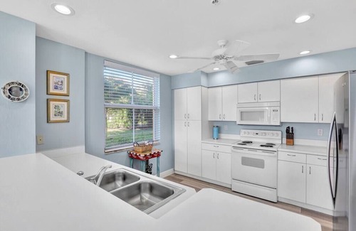 Burnt Store Marina Condo | Dockside Delight - At Burnt Store Marina