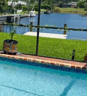 Lake Clarke Shores House | Dockside dreams