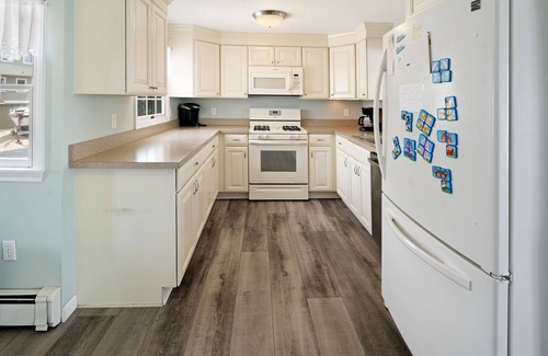 Beach Haven West House | Dockside, lagoon getaway!