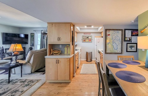 Welaka Condo | Dockside Vacation in Welaka