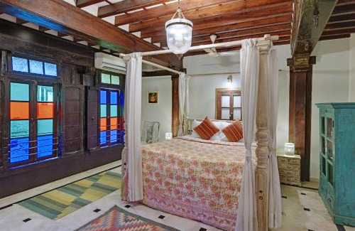 Kalupur Hotel | Dodhia Haveli