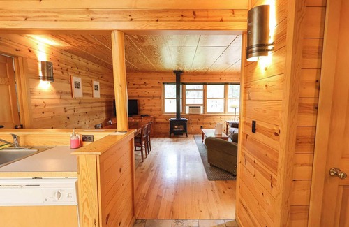 Mazama Cabin | Doe Meadow Cabin Summ