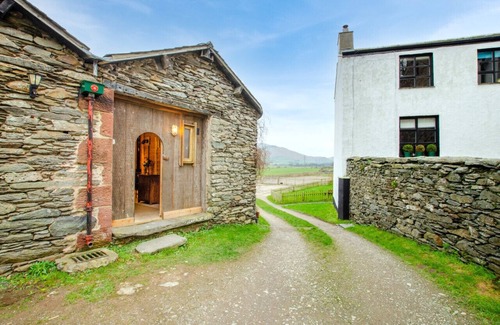 Millom House | Dog Crag Cabin - One Bedroom House, Sleeps 2