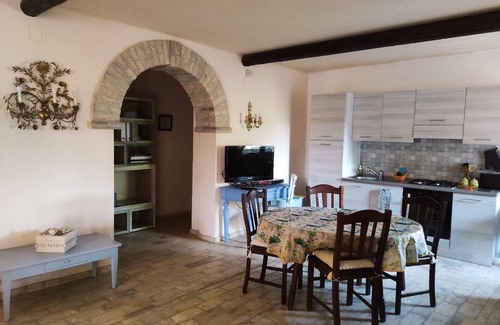 Torrevecchia Teatina House | Dog Friendly Apartment in Villa with Pool and Dog Area