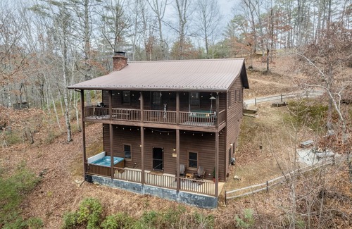 Almond House | Dog-friend mtn home near pond with private hot tub, fireplace, decks, & firepit