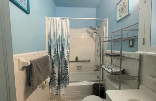 East Point House | Dog Friendly 1 bd 1 ba near Airport and Marta