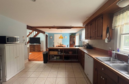 Hatchville House | Dog friendly, 3-BR in Falmouth with a short drive to the beach. Enjoy your stay!