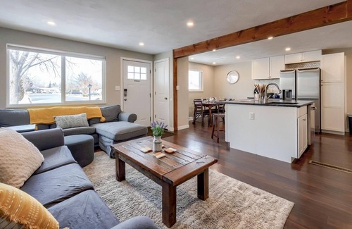 Longmont House | Dog Friendly, 4-bedroom, Cozy Longmont Home