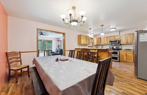 Lyndon Station Cabin | Dog-Friendly 5BR/3.5BA Cabin with Game Room, Fire Pit, Sleeps 15, Dells 10min
