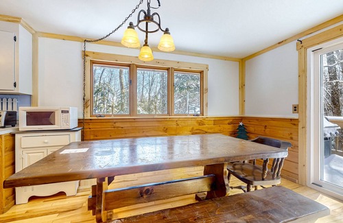 Wilmington House | Dog-friendly cabin with pools, hot tub, tennis & pickleball - near Mt. Snow