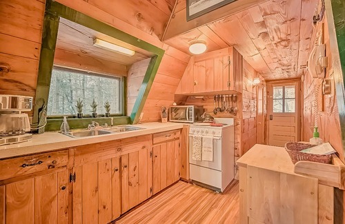 Wardsboro House | Dog-friendly chalet cabin with valley view, deck, and private hot tub