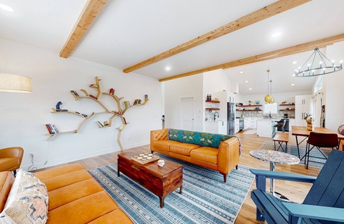 Grand Elk Ranch House | Dog-friendly golf course-front home with mtn & ski views, fireplace, & balconies