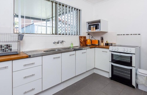 Bongaree House | Dog Friendly Holiday House in Bongaree
