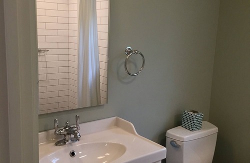 Woodstock House | Dog Friendly Home in S. Woodstock