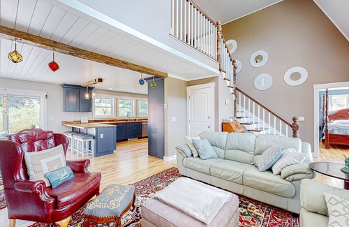 Bayville House | Dog-friendly home with grill, patio, and short walk to local attractions