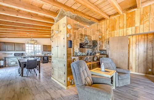 Gold Beach House | Dog-friendly home w/amazing views, private pool table, balcony & beach access