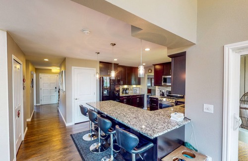 Centennial House | Dog-friendly home with large, enclosed yard, gourmet kitchen, & washer/dryer