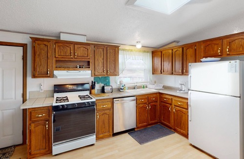 Florissant House | Dog-friendly home with a furnished deck, washer/dryer, & incredible views