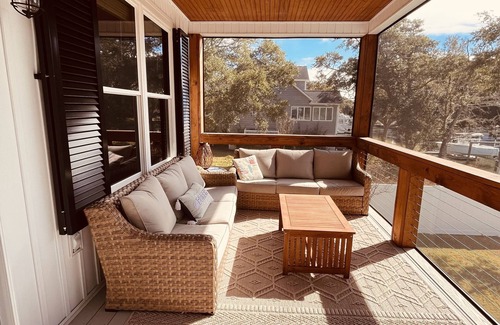 St. James House | Dog-Friendly Home With a Dock and Private Pool