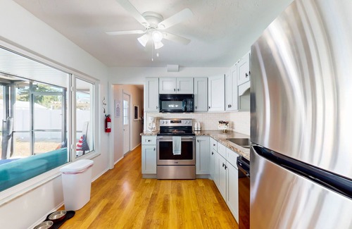 South Bradenton House | Dog-friendly home with private, heated pool, lanai, BBQ, & W/D