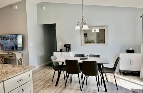 Ocala House | Dog Friendly Home With Fenced Yard & Work Spaces