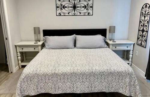Ocala House | Dog Friendly Home With Fenced Yard & Work Spaces