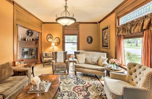 Sturgeon Bay House | Dog-Friendly Home with Balcony and Yard in Surgeon Bay