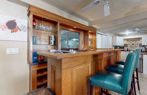 Lilburn House | Dog-friendly home with open yard & private hot tub