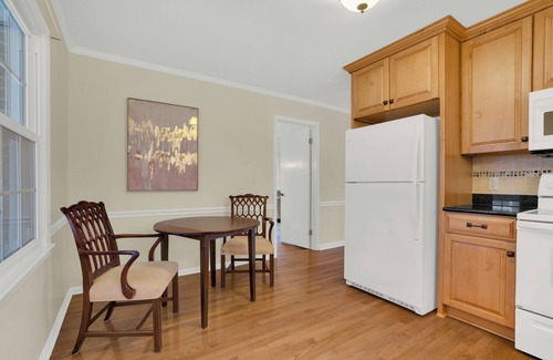 Durham House | Dog Friendly House Near Duke + Downtown + Airport