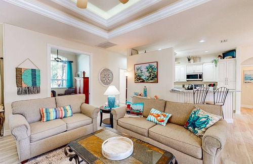 North Port House | Dog-friendly house with heated pool, pool spa, central AC, washer/dryer, & lanai