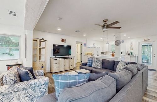 Sanibel House | Dog friendly house with private pool, bikes for guest use, and internet