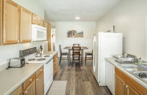 Lookout Mountain House | DOG FRIENDLY - Lookout Ridge Place Apartment! On Lookout Mountain CLOSE to