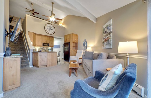 Charlevoix Condo | Dog Friendly | Loft Style | Downtown Charlevoix | Indoor/Outdoor Pool