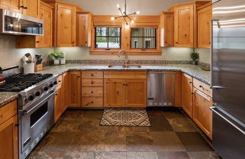 Dover Bay House | Dog Friendly Luxe Family Home in Dover Bay