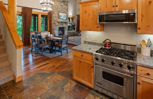 Dover Bay House | Dog Friendly Luxe Family Home in Dover Bay