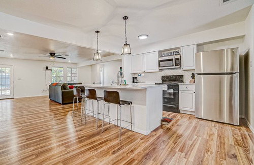 West San Antonio House | Dog-friendly modern home with private pool, W/D, & AC - near River Walk