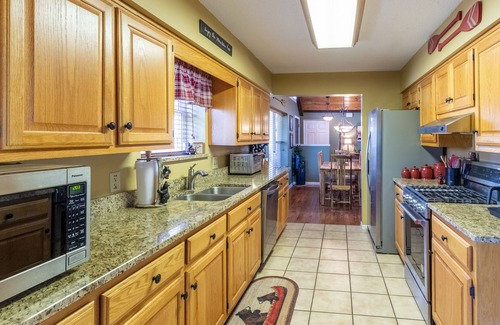 Dillard House | Dog-friendly, mountaintop home with stunning view, hot tub, pool & game room