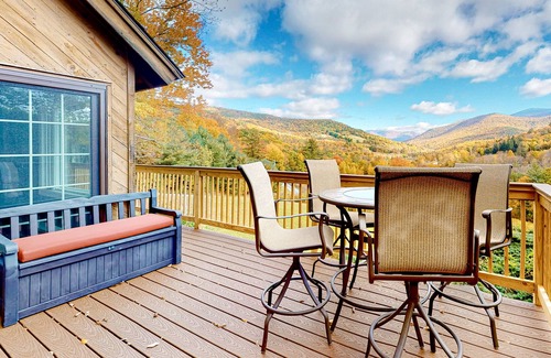 Sandgate House | Dog-friendly, mountain-view getaway with a woodstove, firepit & washer/dryer