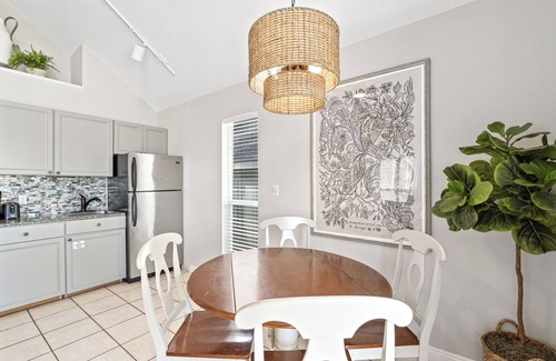 Destin Condo | Dog Friendly Nantucket 10A