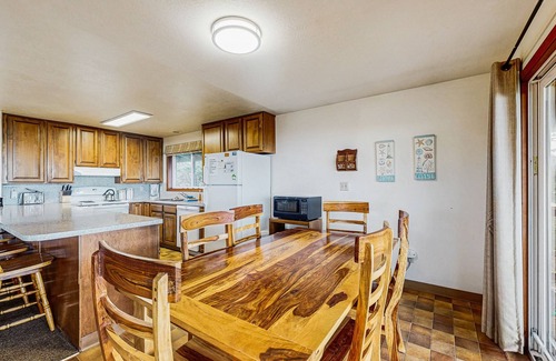 Rockaway Beach House | Dog-Friendly Oceanfront House with Ocean Views - Walk to Beach