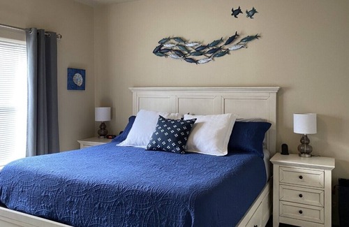 Oyehut-Hogans Corner Cabin | Dog Friendly - Ocean Shores Oasis - Amazing Location