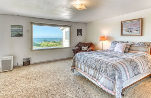 Charleston House | Dog-friendly, oceanfront home with patio plus lighthouse & ocean views
