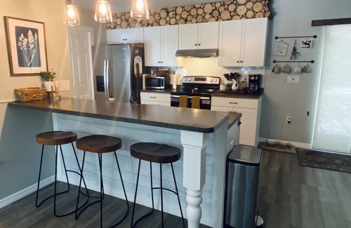 Fellowship House | Dog Friendly Retreat near WEC