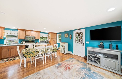 Warrensburg House | Dog-friendly riverfront house on 3 acres with private dock & deck - near skiing
