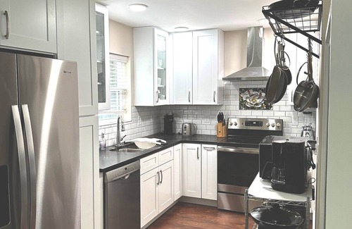 Hendersonville House | Dog Friendly Upscale Cottage with Treehouse Vibe Close to Town and Outdoor Fun