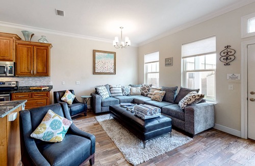 Crescent Beach House | Dog-friendly beach house with balcony, fenced yard, & AC - walk to beach