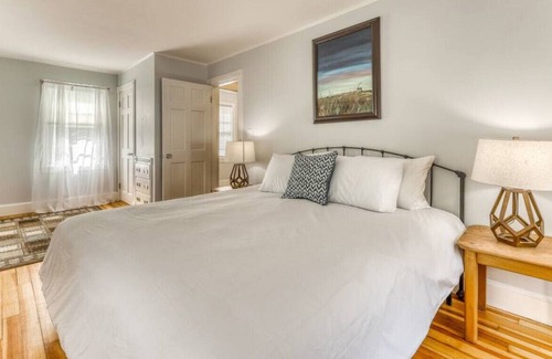 Kennebunk House | Dog Heaven! Fenced Yard in Downtown Kennebunk!