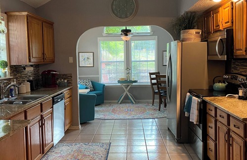 Tool House | Dog & kid friendly! Backyard fishing! Boat slip! Kayaks! Dedicated workspace!