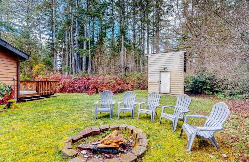 Anderson Island House | Dogwood Place